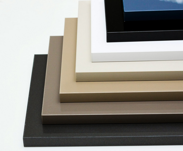 Lacagem Mate e Brilhante em estufas.